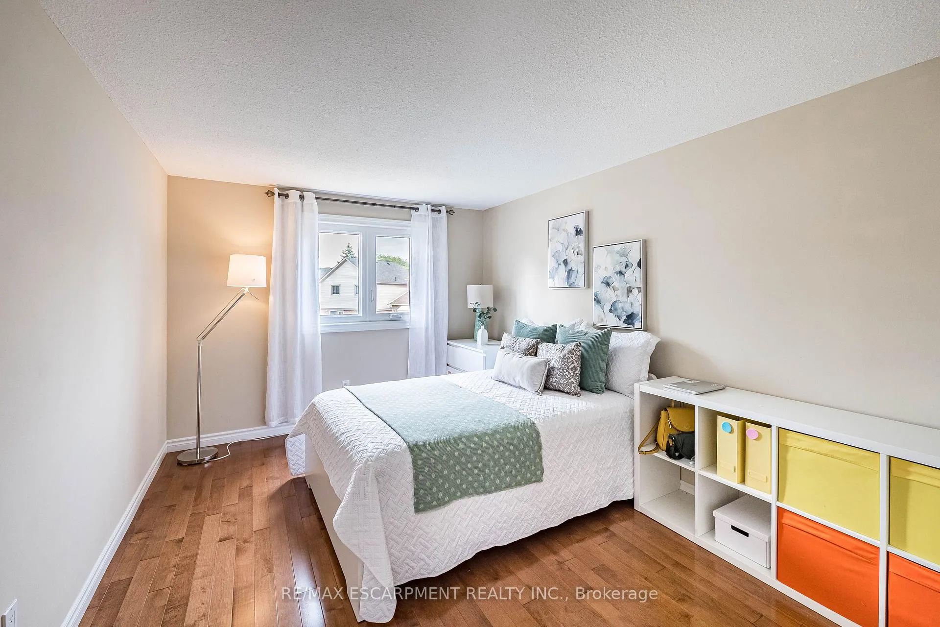 Photo 21 of 16 Ackrow Court, Etobicoke, Eringate-Centennial-West Deane — HOMEH