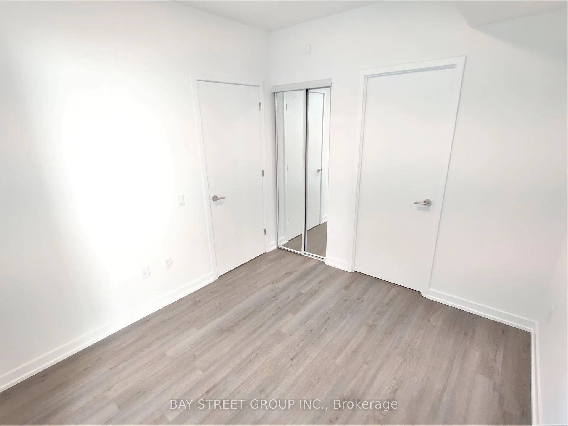 Photo 7 of Unit 2807, 39 Roehampton Avenue, Toronto, Mount Pleasant West — HOMEH