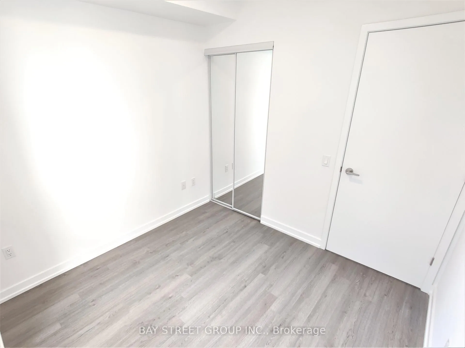 Photo 10 of Unit 2807, 39 Roehampton Avenue, Toronto, Mount Pleasant West — HOMEH