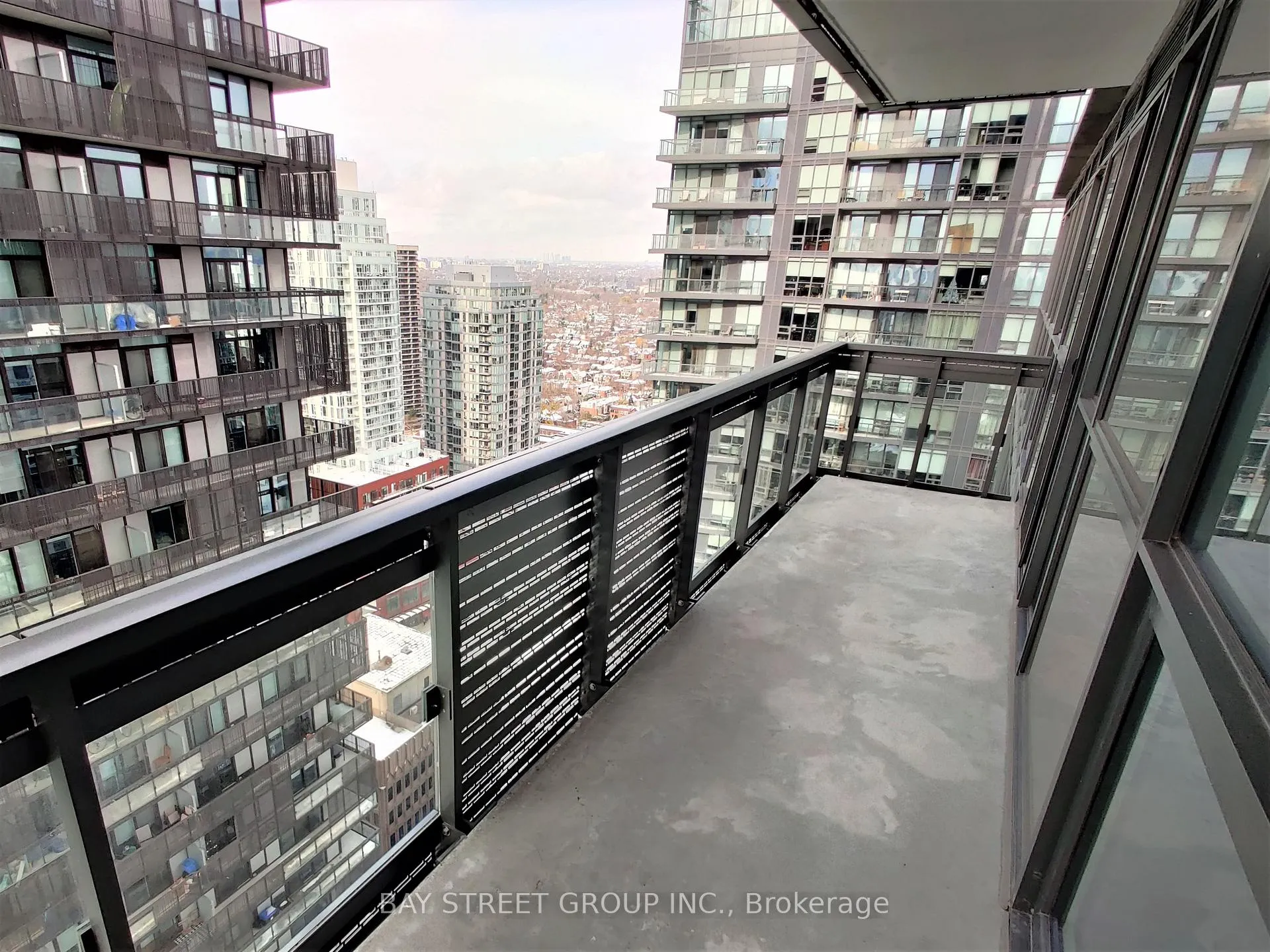 Photo 13 of Unit 2807, 39 Roehampton Avenue, Toronto, Mount Pleasant West — HOMEH