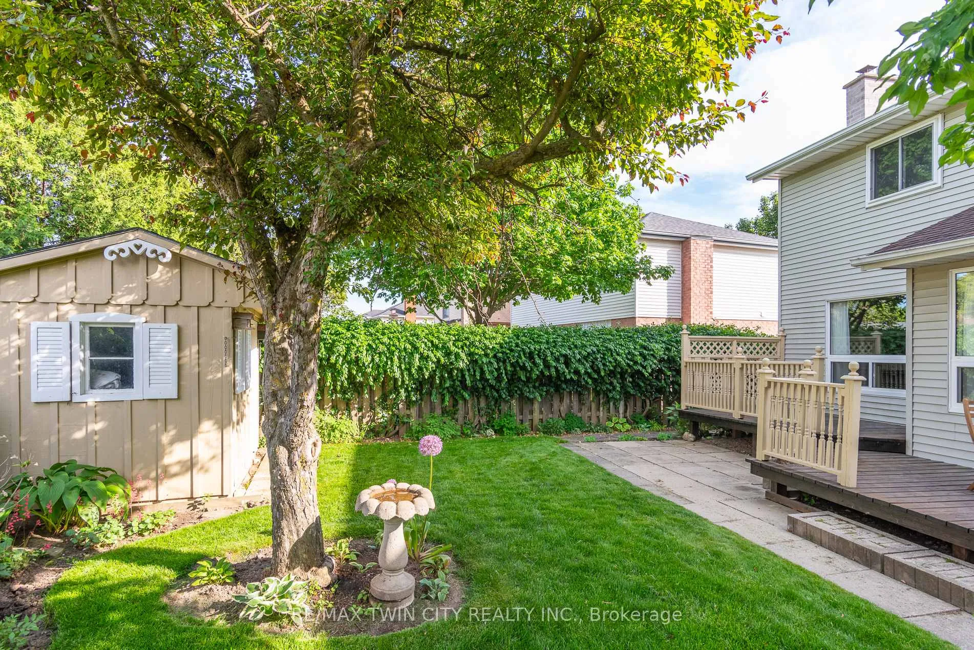 Photo 9 of 691 Westheights Drive, Kitchener — HOMEH