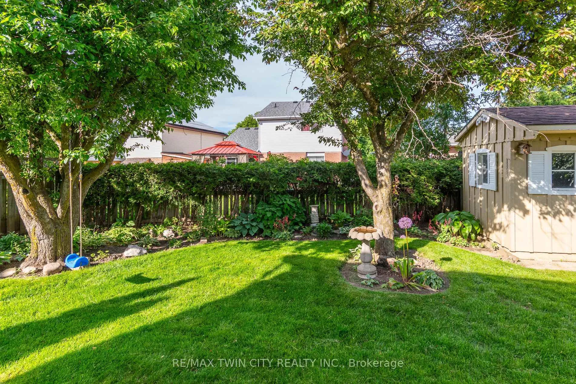 Photo 12 of 691 Westheights Drive, Kitchener — HOMEH