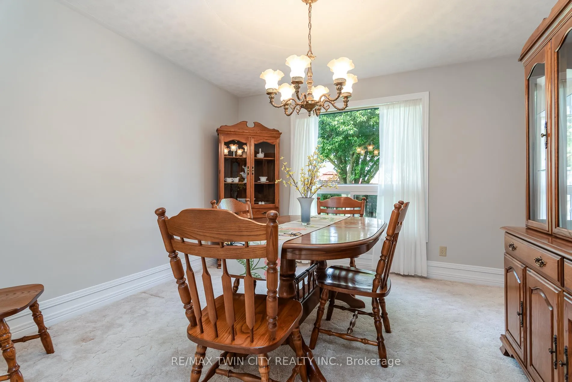 Photo 25 of 691 Westheights Drive, Kitchener — HOMEH