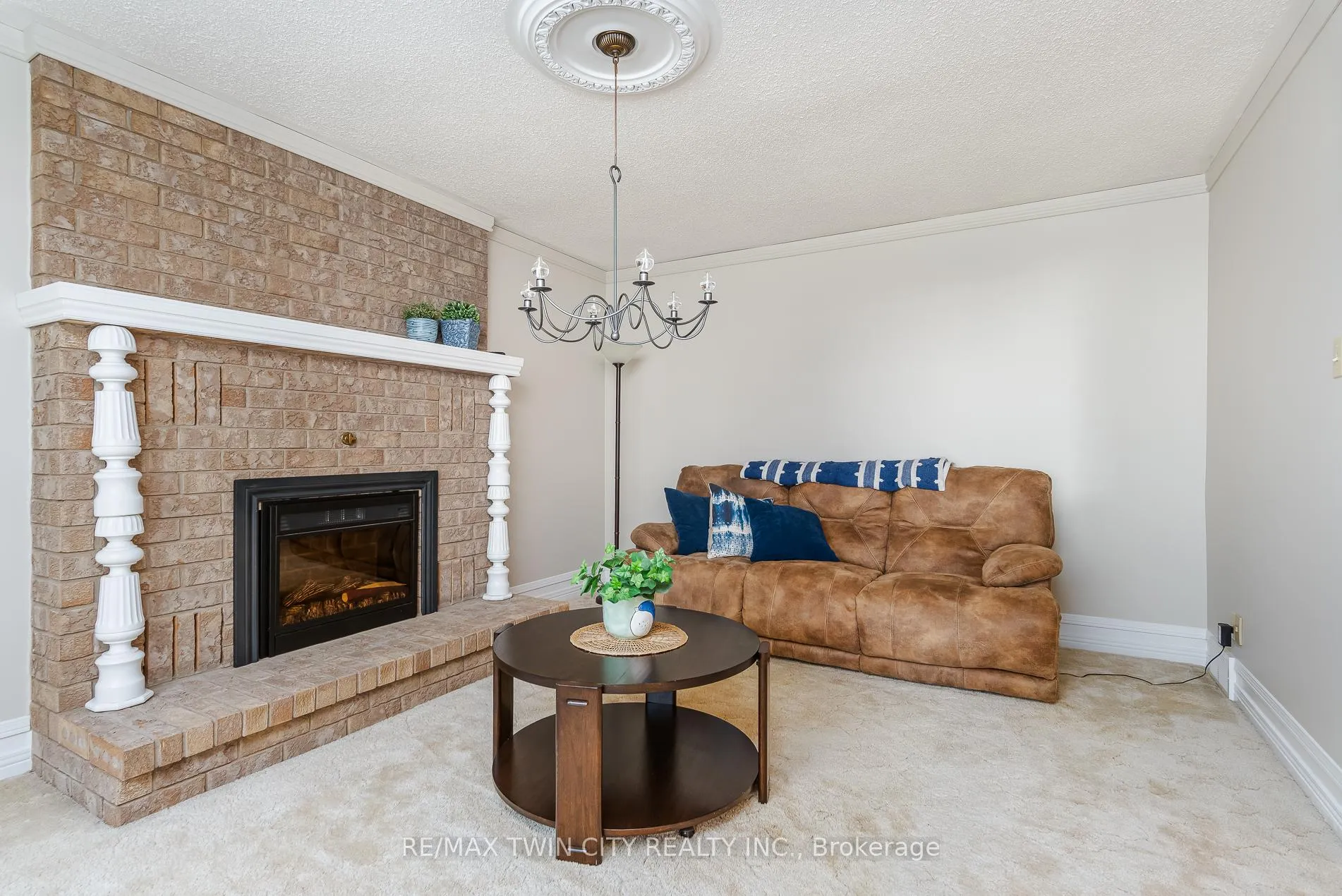 Photo 37 of 691 Westheights Drive, Kitchener — HOMEH