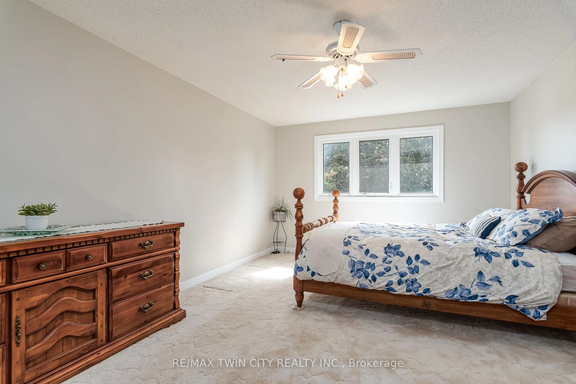 Photo 45 of 691 Westheights Drive, Kitchener — HOMEH