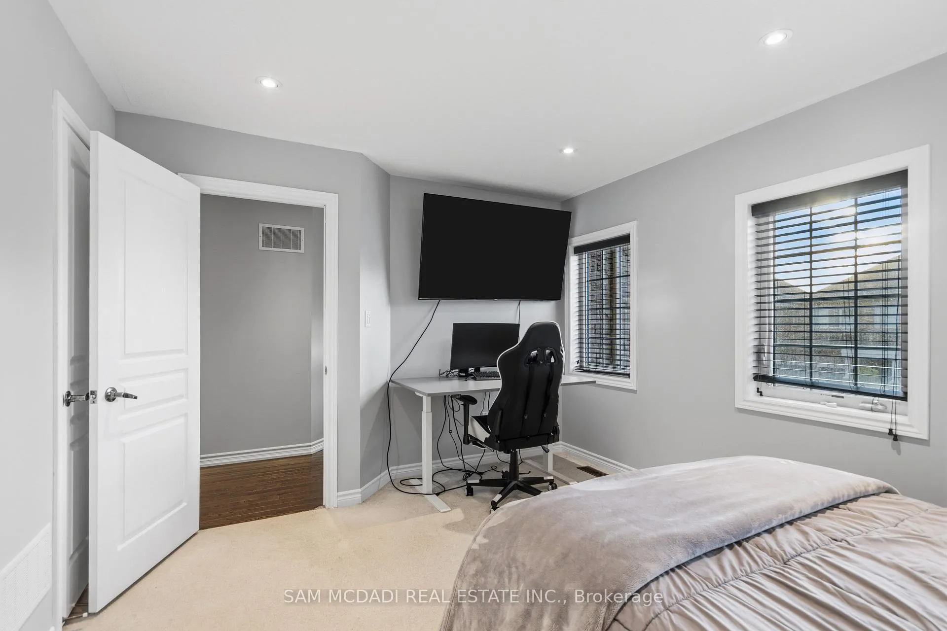 Photo 28 of 59 Kalmia Road, Brampton, Credit Valley — HOMEH