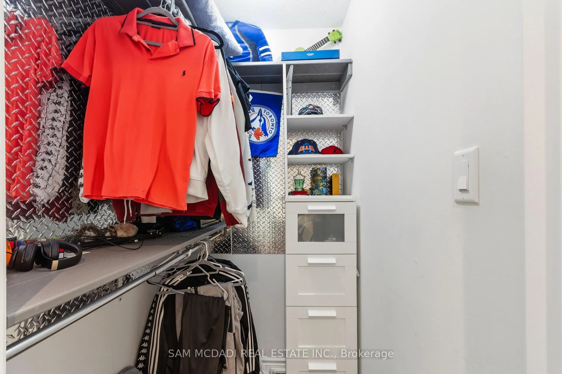 Photo 43 of 59 Kalmia Road, Brampton, Credit Valley — HOMEH