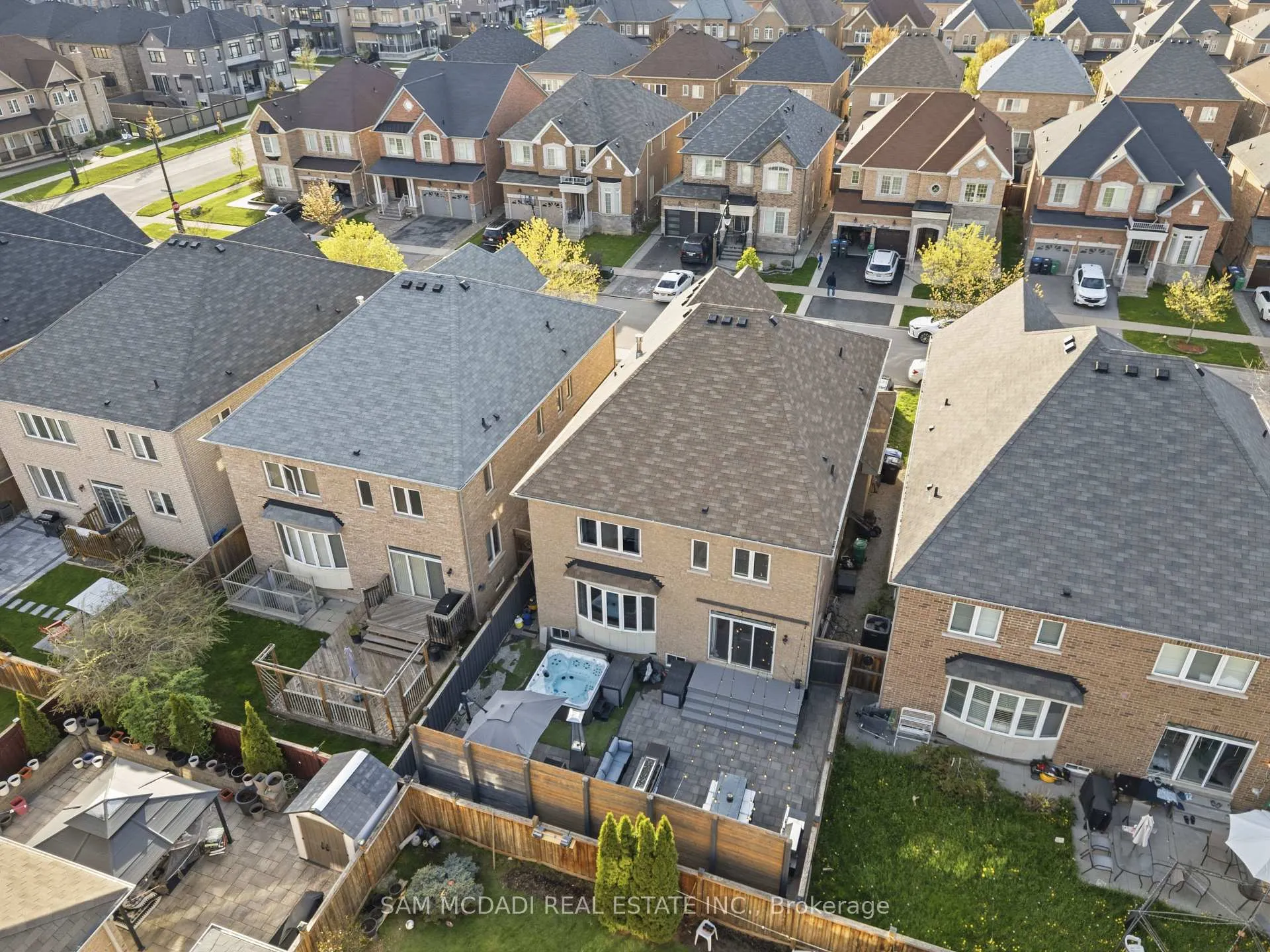 Photo 48 of 59 Kalmia Road, Brampton, Credit Valley — HOMEH