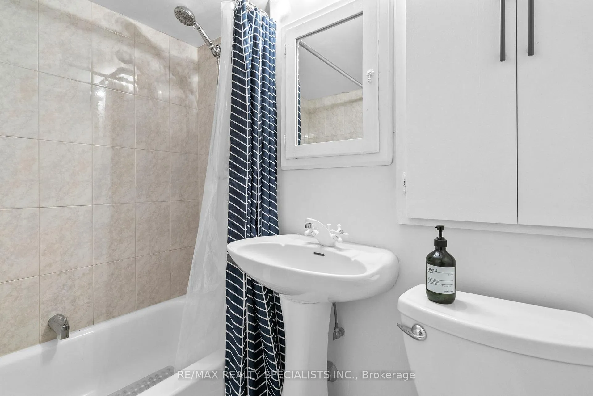 Photo 37 of 117 Alton Avenue, Toronto, South Riverdale — HOMEH
