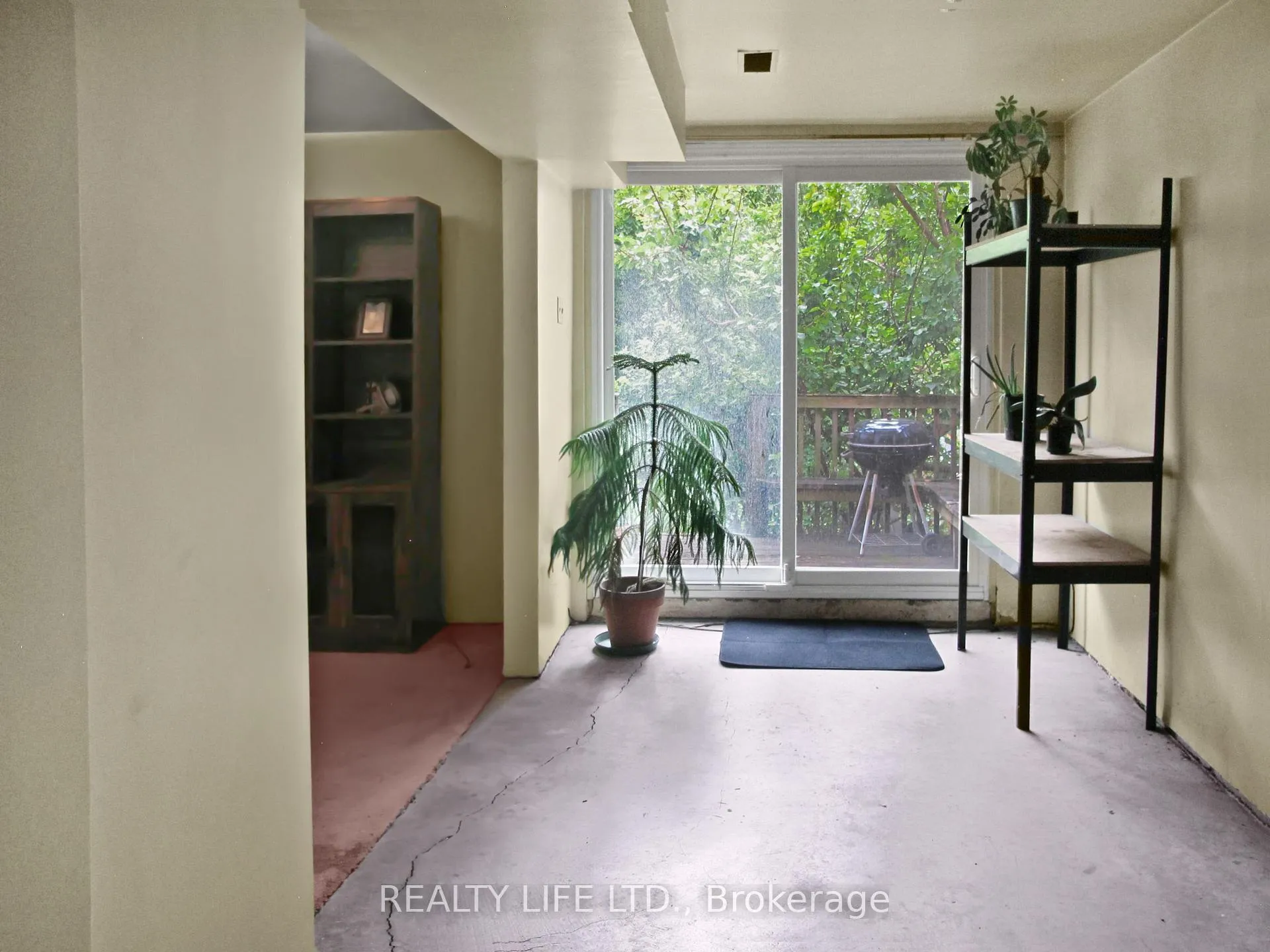 Photo 35 of 61 Cameron Avenue, Toronto, Keelesdale-Eglinton West — HOMEH