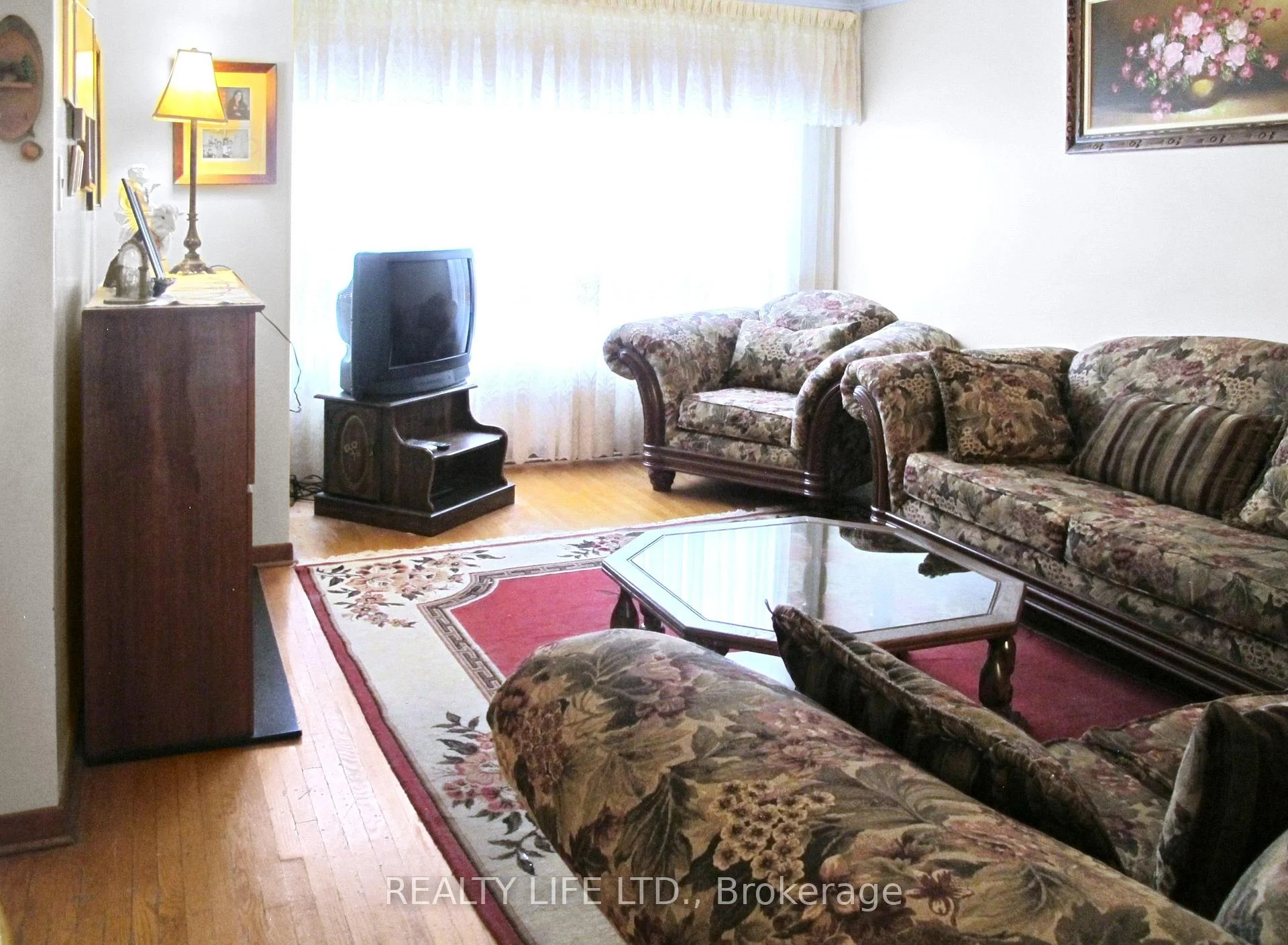 Photo 12 of 61 Cameron Avenue, Toronto, Keelesdale-Eglinton West — HOMEH