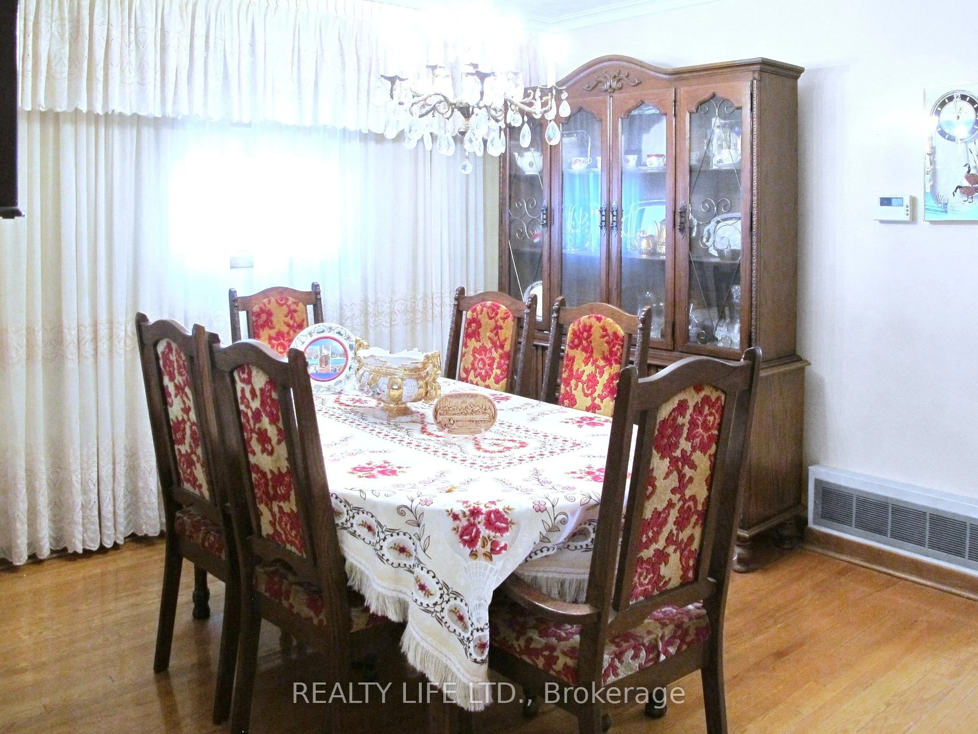 Photo 16 of 61 Cameron Avenue, Toronto, Keelesdale-Eglinton West — HOMEH