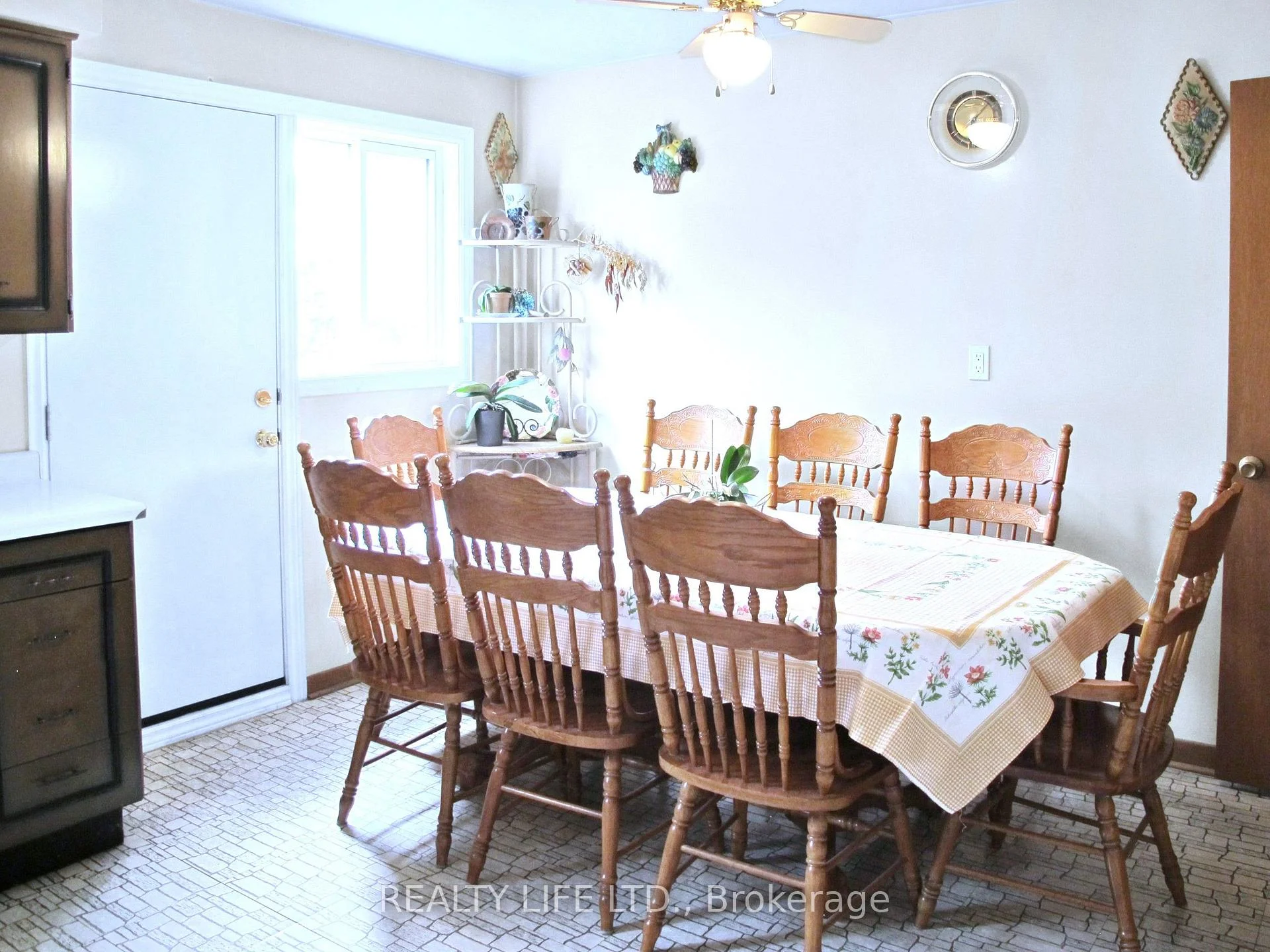 Photo 22 of 61 Cameron Avenue, Toronto, Keelesdale-Eglinton West — HOMEH