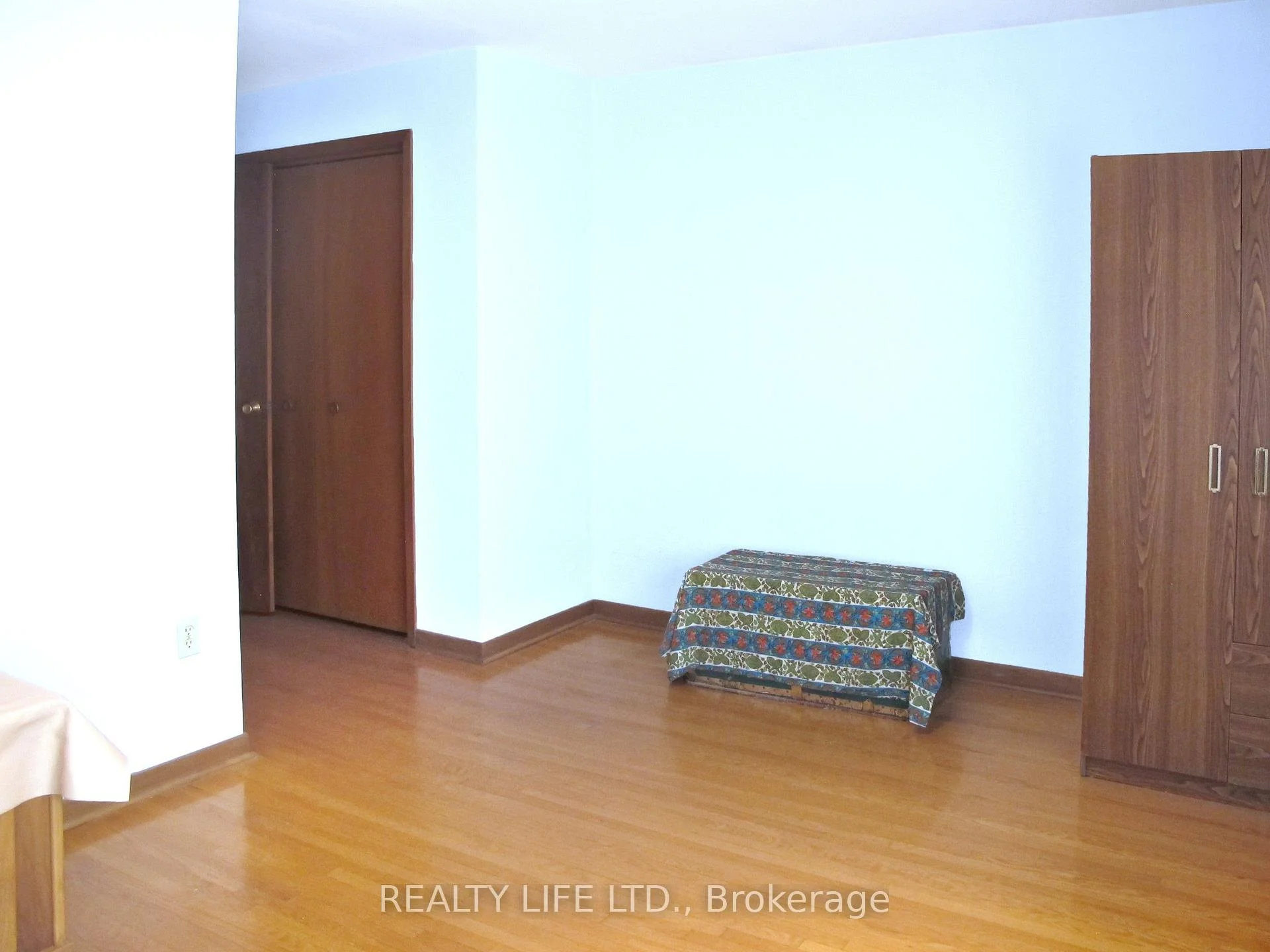 Photo 26 of 61 Cameron Avenue, Toronto, Keelesdale-Eglinton West — HOMEH