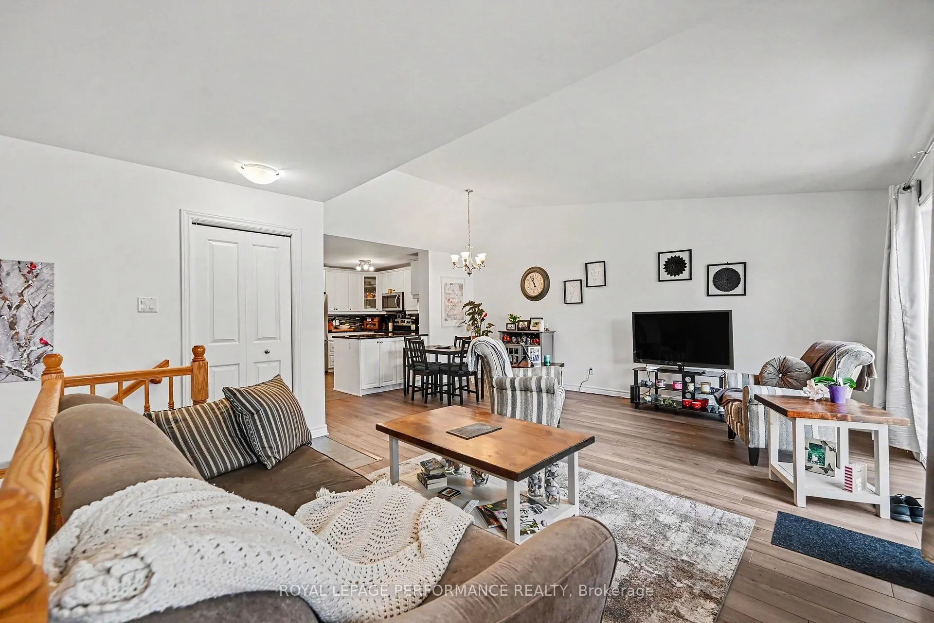 Photo 9 of Unit 202, 222 First Street E, Cornwall, Cornwall — HOMEH