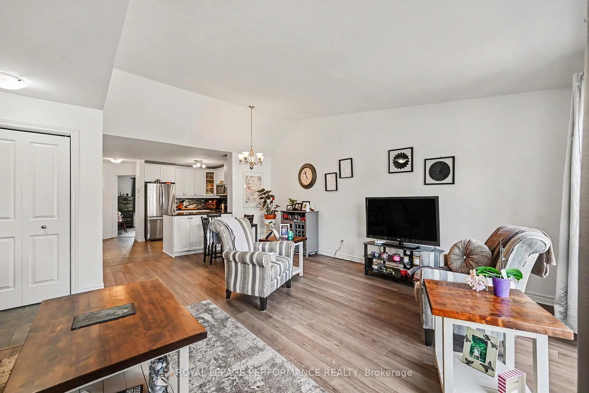 Photo 10 of Unit 202, 222 First Street E, Cornwall, Cornwall — HOMEH