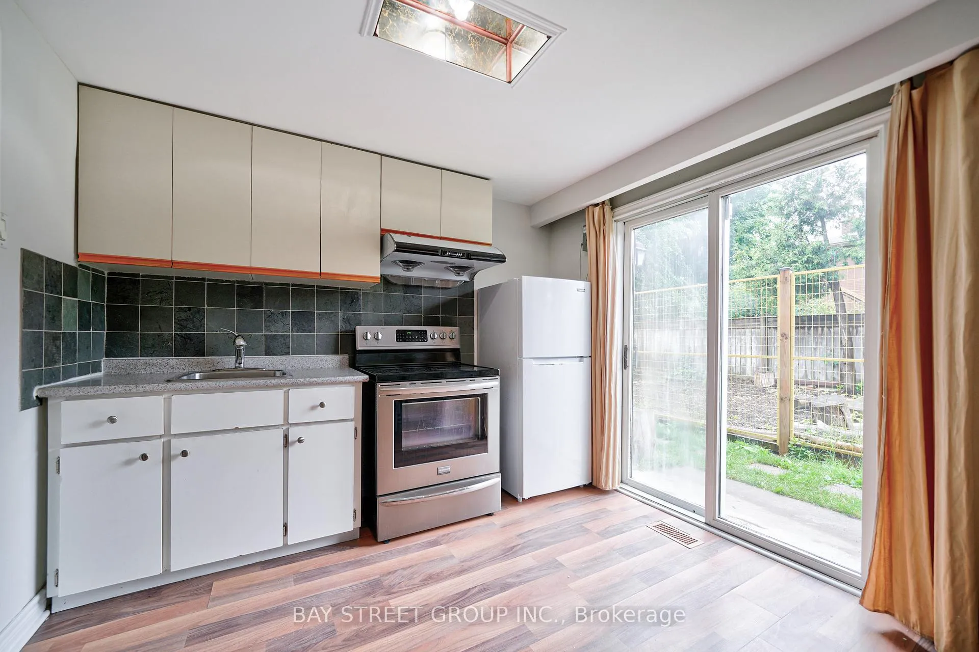 Front of Unit W/O Basement, 239 Crestwood Road