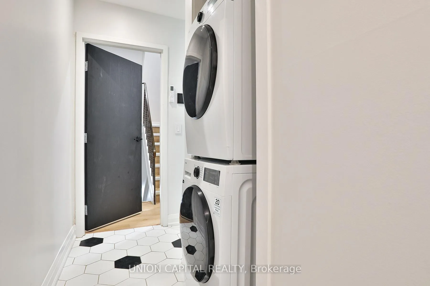 Photo 15 of Unit 2, 612 Gerrard Street E, Toronto, North Riverdale — HOMEH