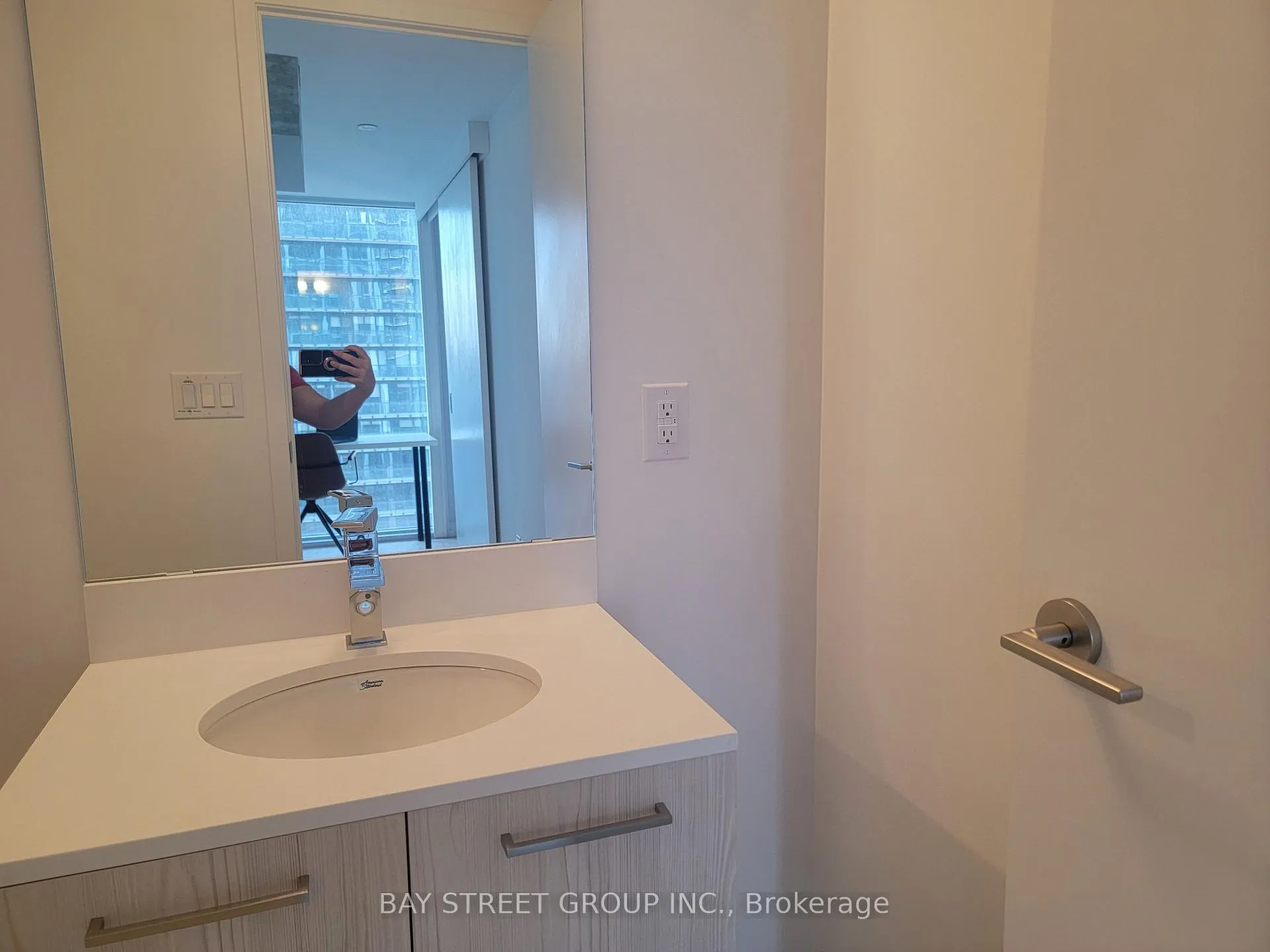 Photo 6 of Unit 1303, 65 Mutual St Street, Toronto, Church-Yonge Corridor — HOMEH