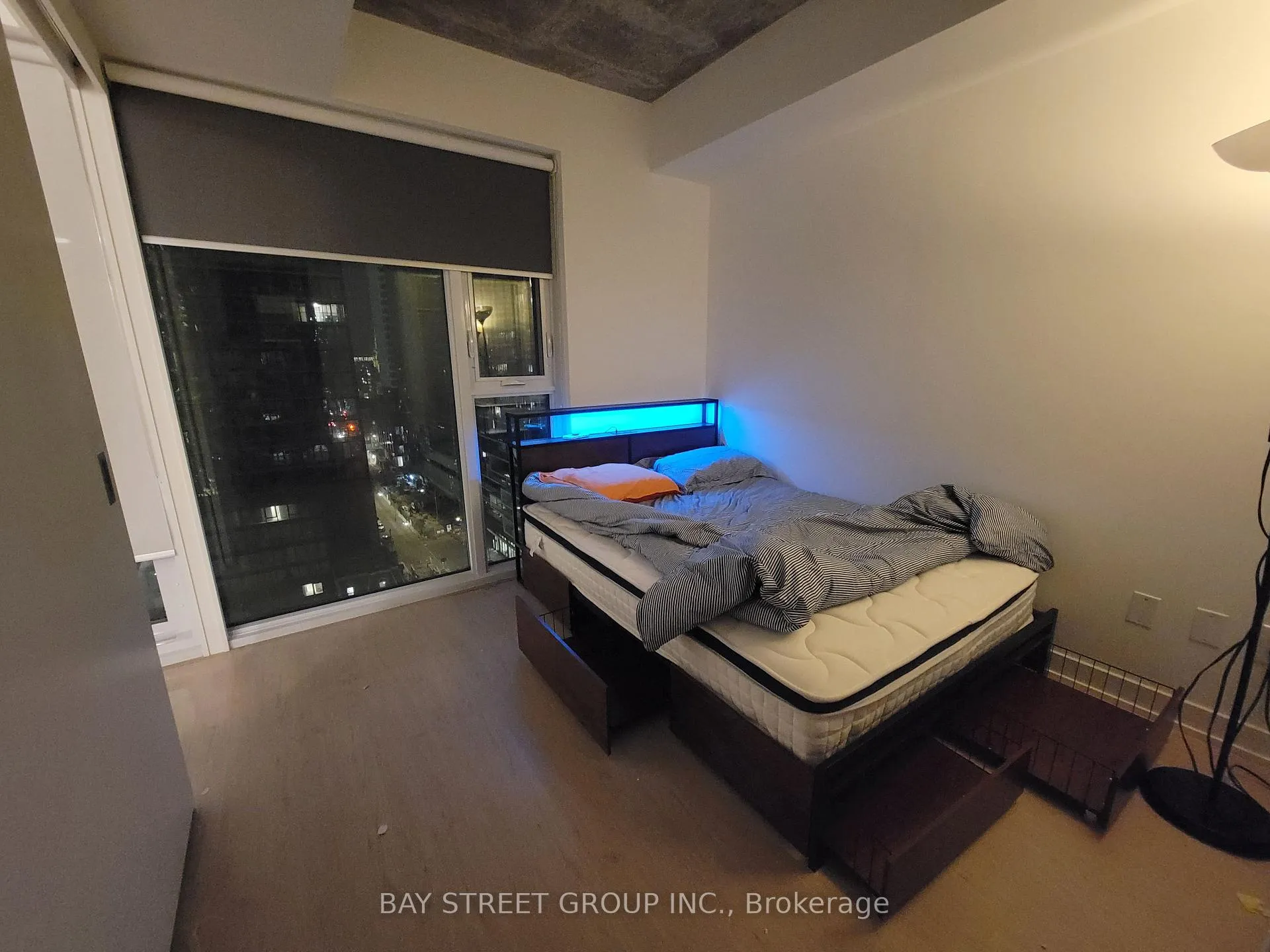 Photo 9 of Unit 1303, 65 Mutual St Street, Toronto, Church-Yonge Corridor — HOMEH