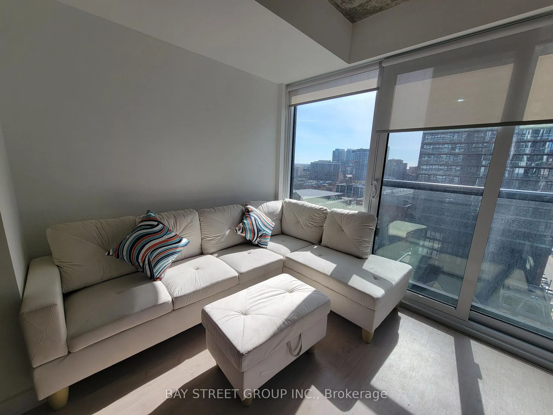 Photo 12 of Unit 1303, 65 Mutual St Street, Toronto, Church-Yonge Corridor — HOMEH