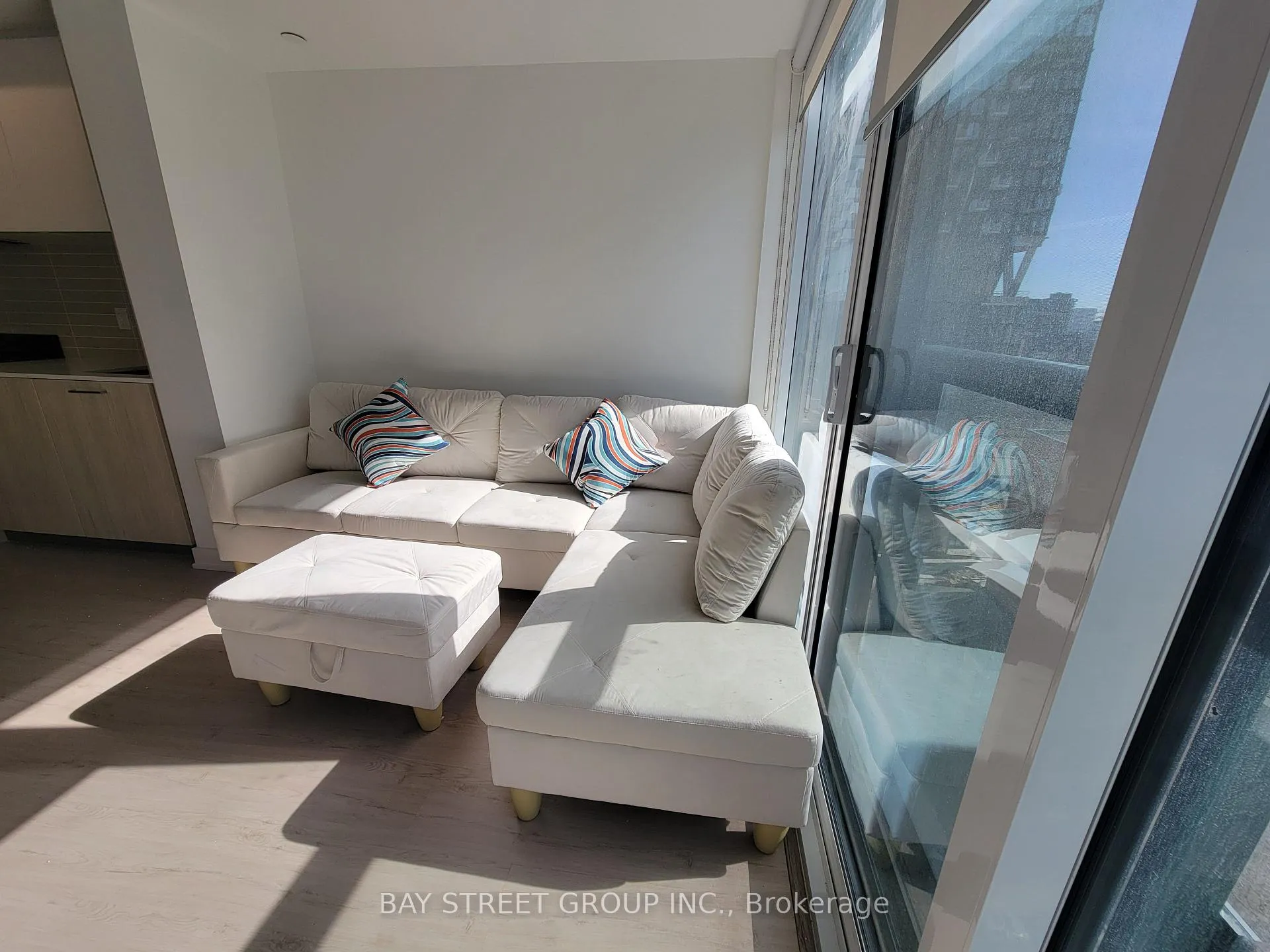 Photo 13 of Unit 1303, 65 Mutual St Street, Toronto, Church-Yonge Corridor — HOMEH