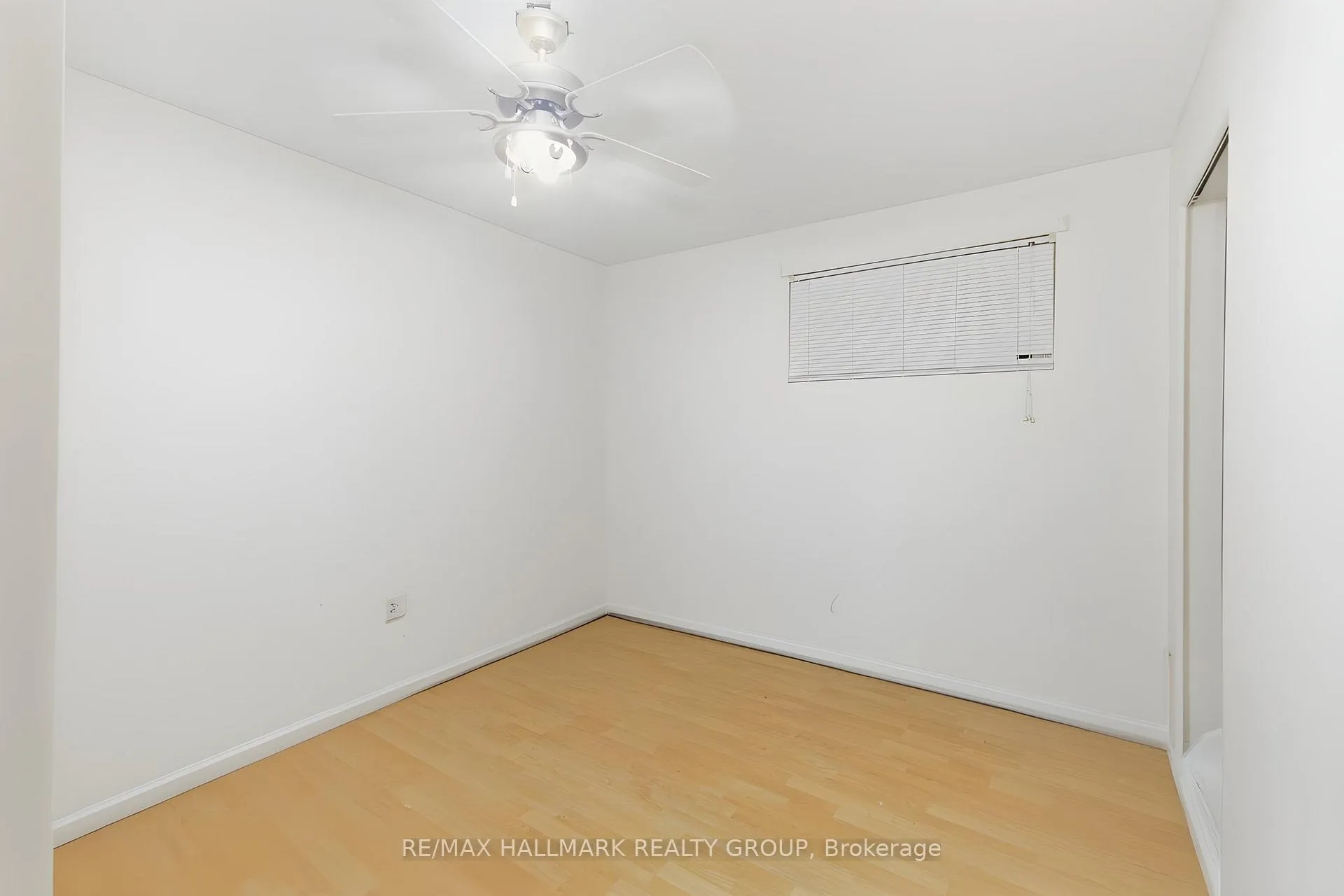 Photo 23 of 1259 Marenger Street, Ottawa, Convent Glen South — HOMEH