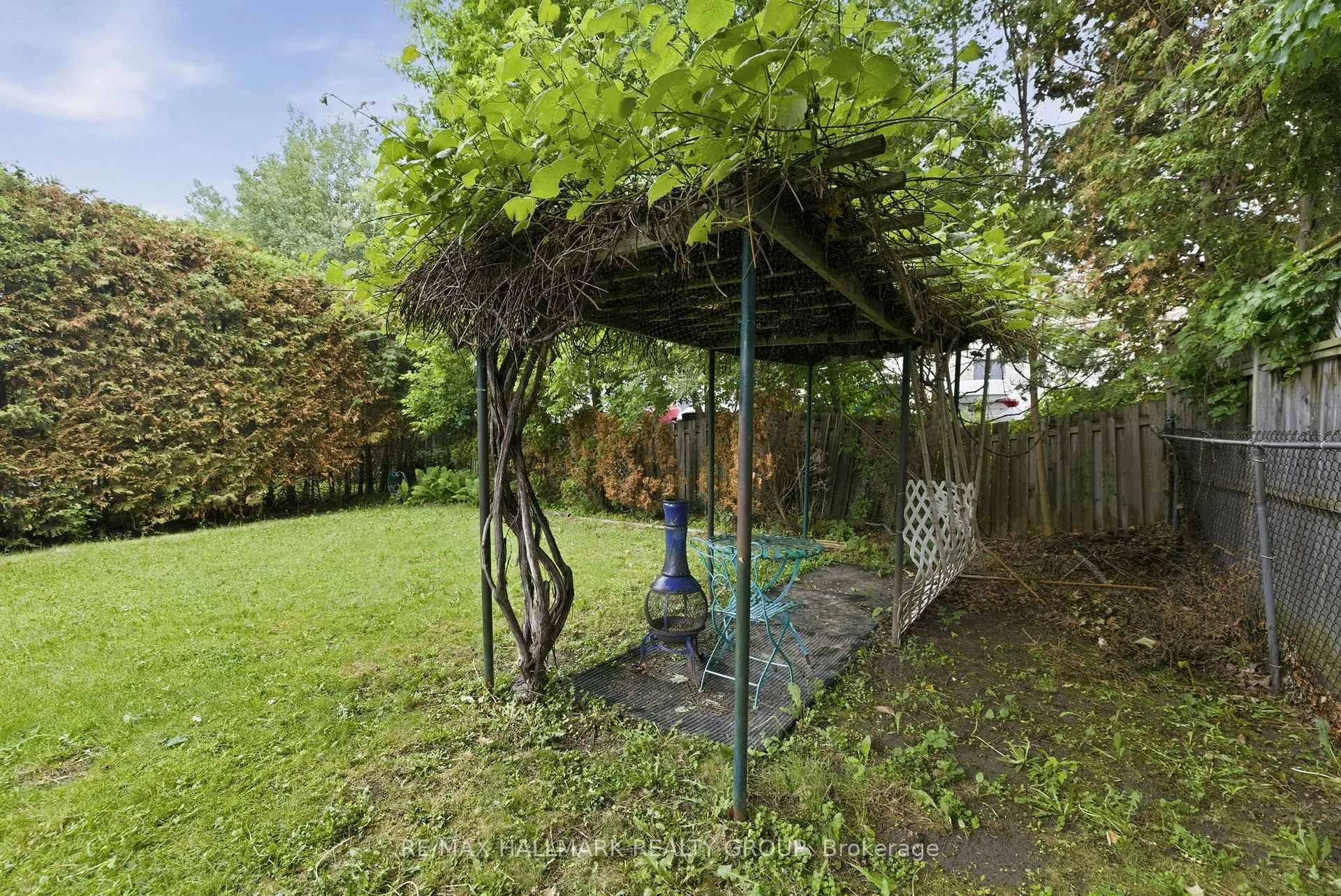Photo 30 of 1259 Marenger Street, Ottawa, Convent Glen South — HOMEH