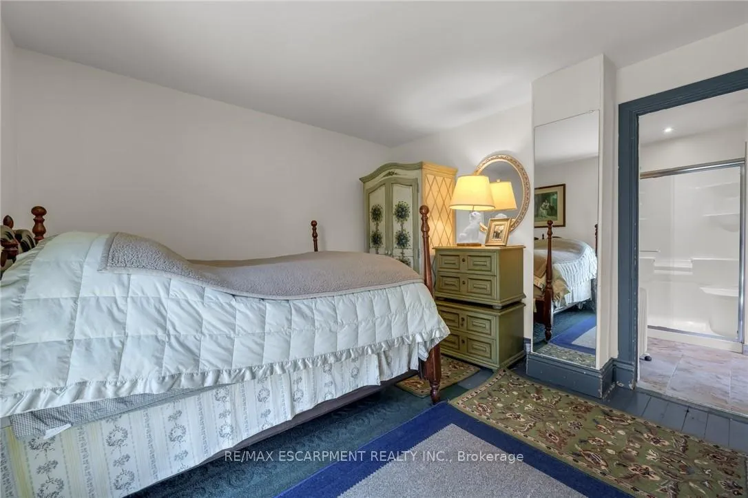 Photo 20 of 420 Ridge Road, Hamilton, Stoney Creek Mountain — HOMEH