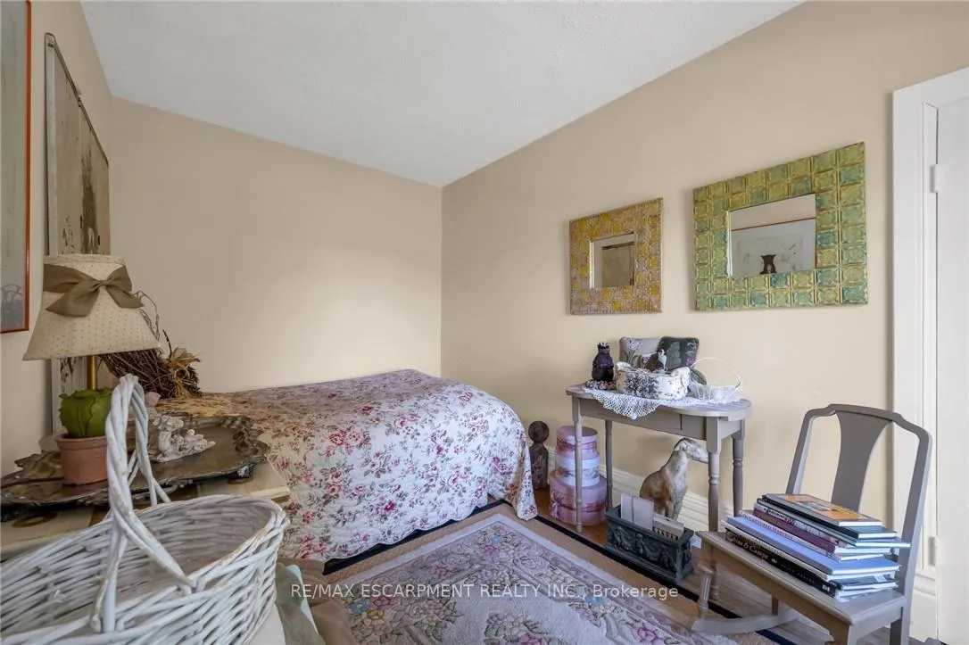 Photo 21 of 420 Ridge Road, Hamilton, Stoney Creek Mountain — HOMEH