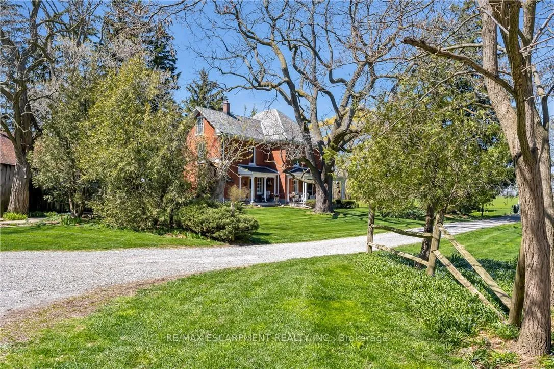 Photo 25 of 420 Ridge Road, Hamilton, Stoney Creek Mountain — HOMEH