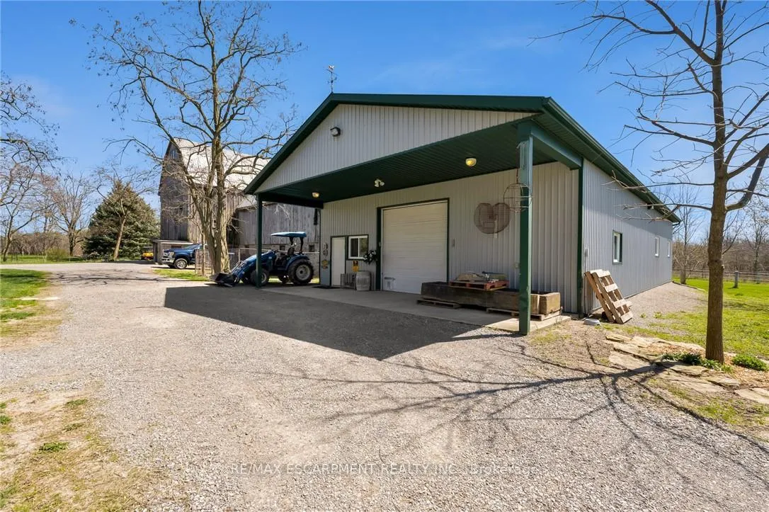 Photo 26 of 420 Ridge Road, Hamilton, Stoney Creek Mountain — HOMEH
