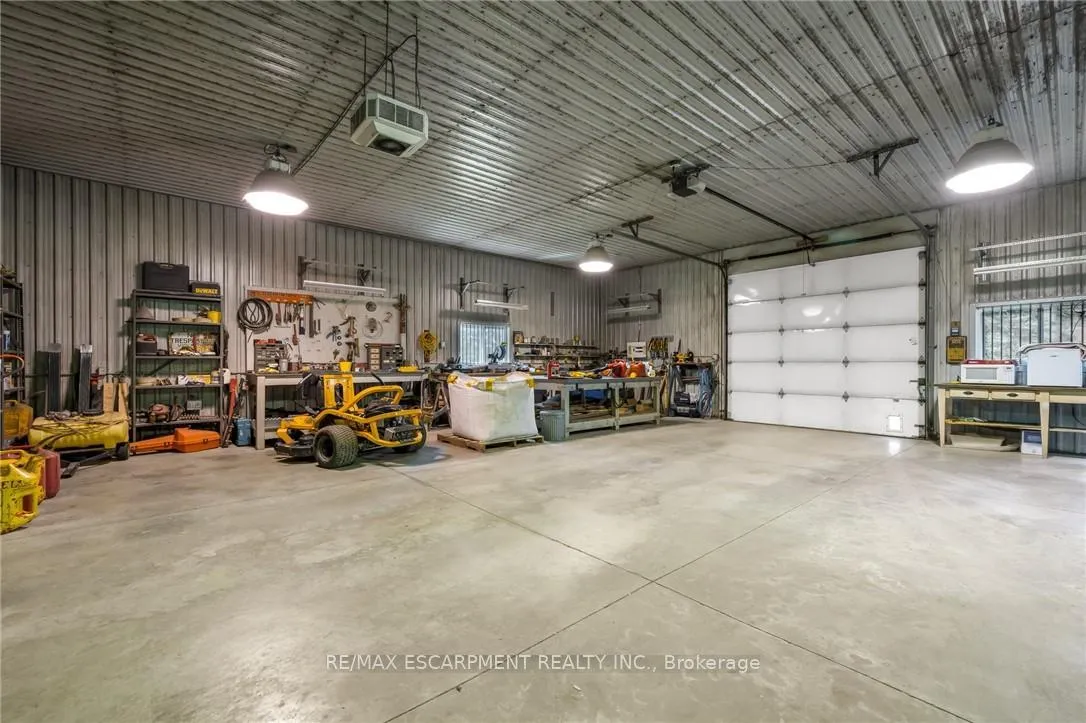 Photo 28 of 420 Ridge Road, Hamilton, Stoney Creek Mountain — HOMEH