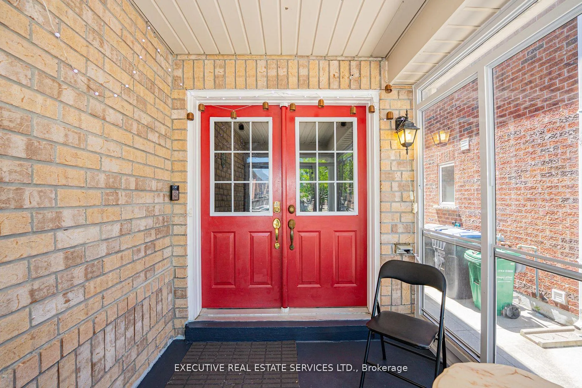 Photo 6 of 84 Dewridge Court, Brampton, Sandringham-Wellington — HOMEH