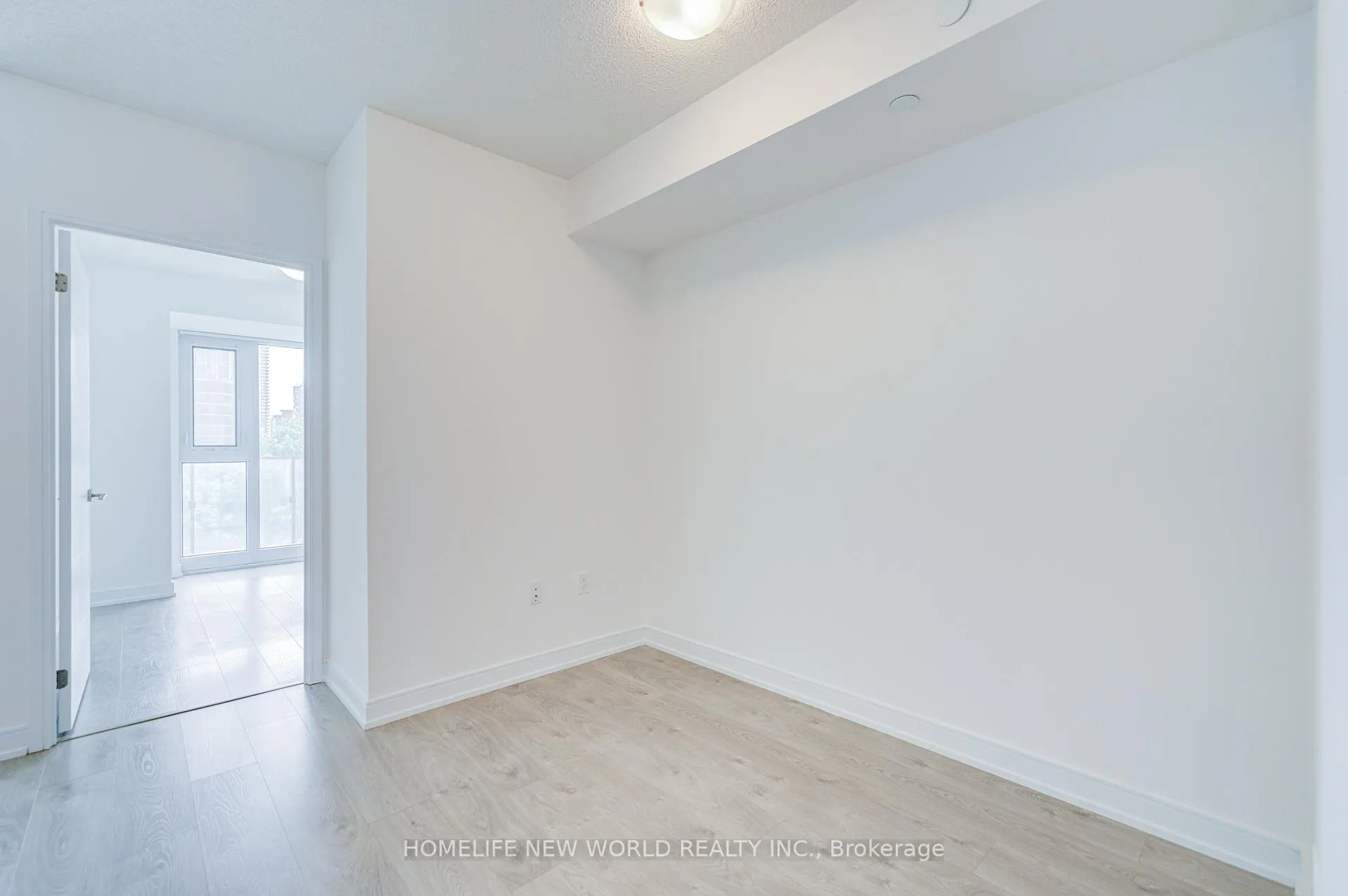 Photo 6 of Unit 705, 50 Wellesley Street E, Toronto, Church-Yonge Corridor — HOMEH