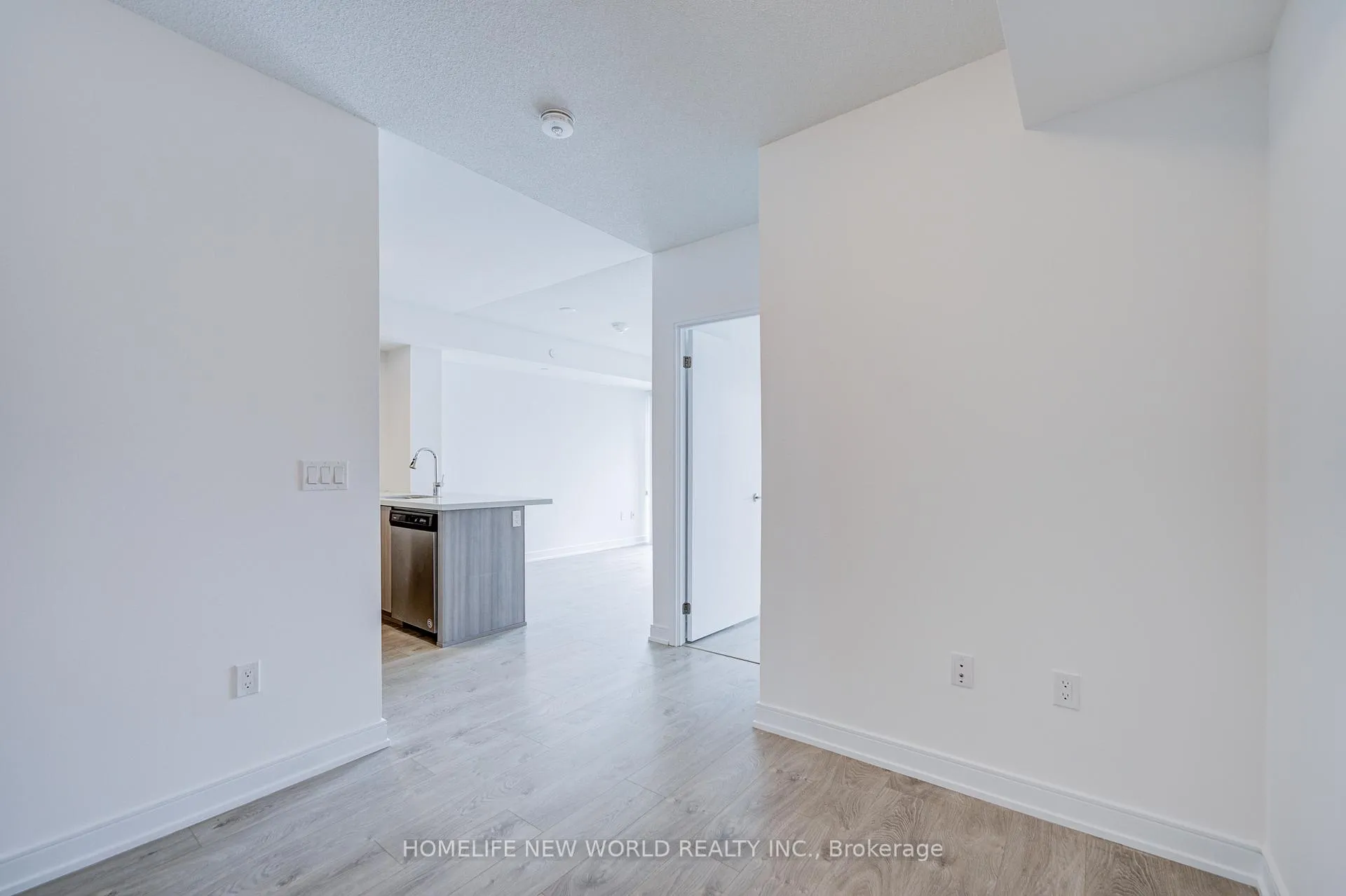 Photo 9 of Unit 705, 50 Wellesley Street E, Toronto, Church-Yonge Corridor — HOMEH