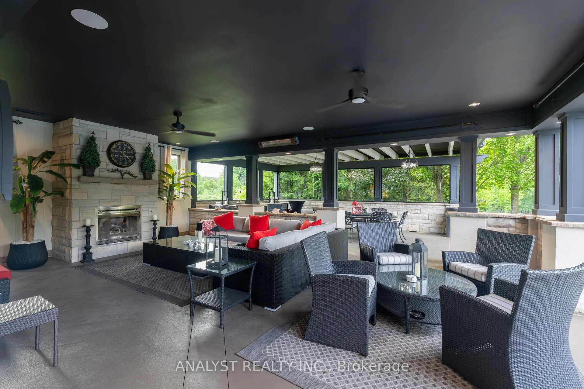 Photo 35 of 76 Scotch Valley Drive, King, King City — HOMEH