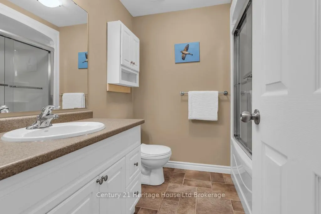 Photo 20 of 33 Park Place, Tillsonburg — HOMEH