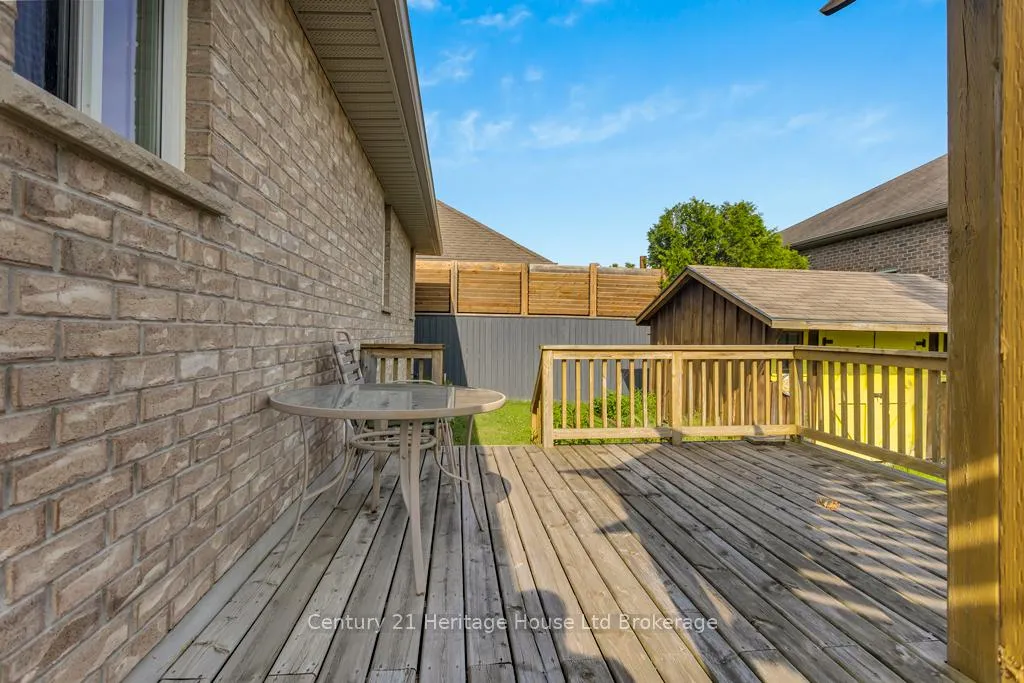Photo 26 of 33 Park Place, Tillsonburg — HOMEH