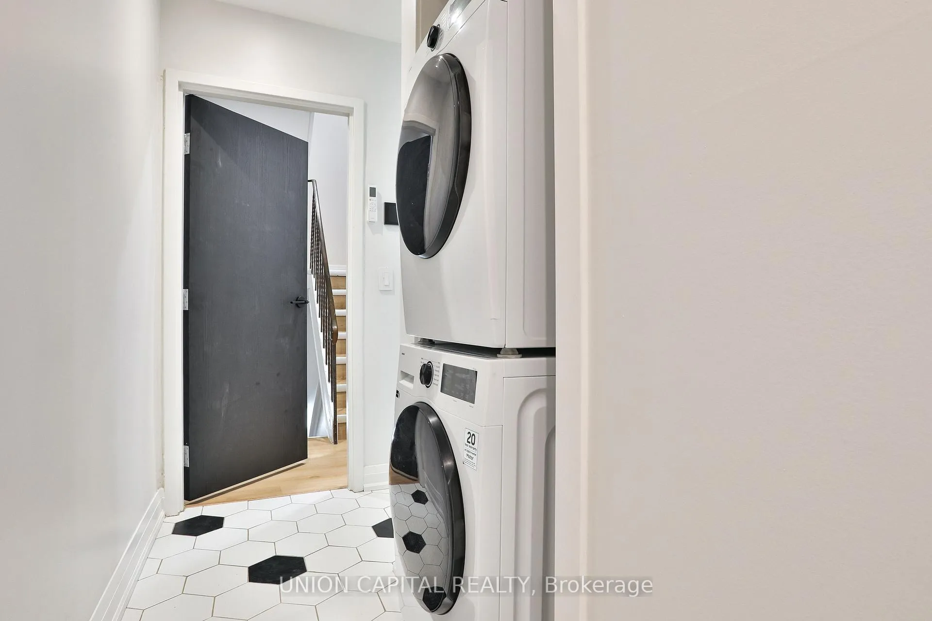 Photo 14 of Unit 1, 612 Gerrard Street E, Toronto, North Riverdale — HOMEH