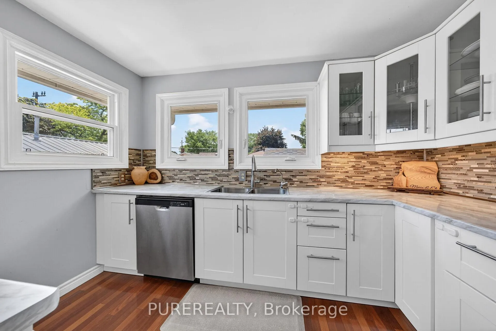 Photo 13 of 830 Garth Street, Hamilton, Westcliffe — HOMEH