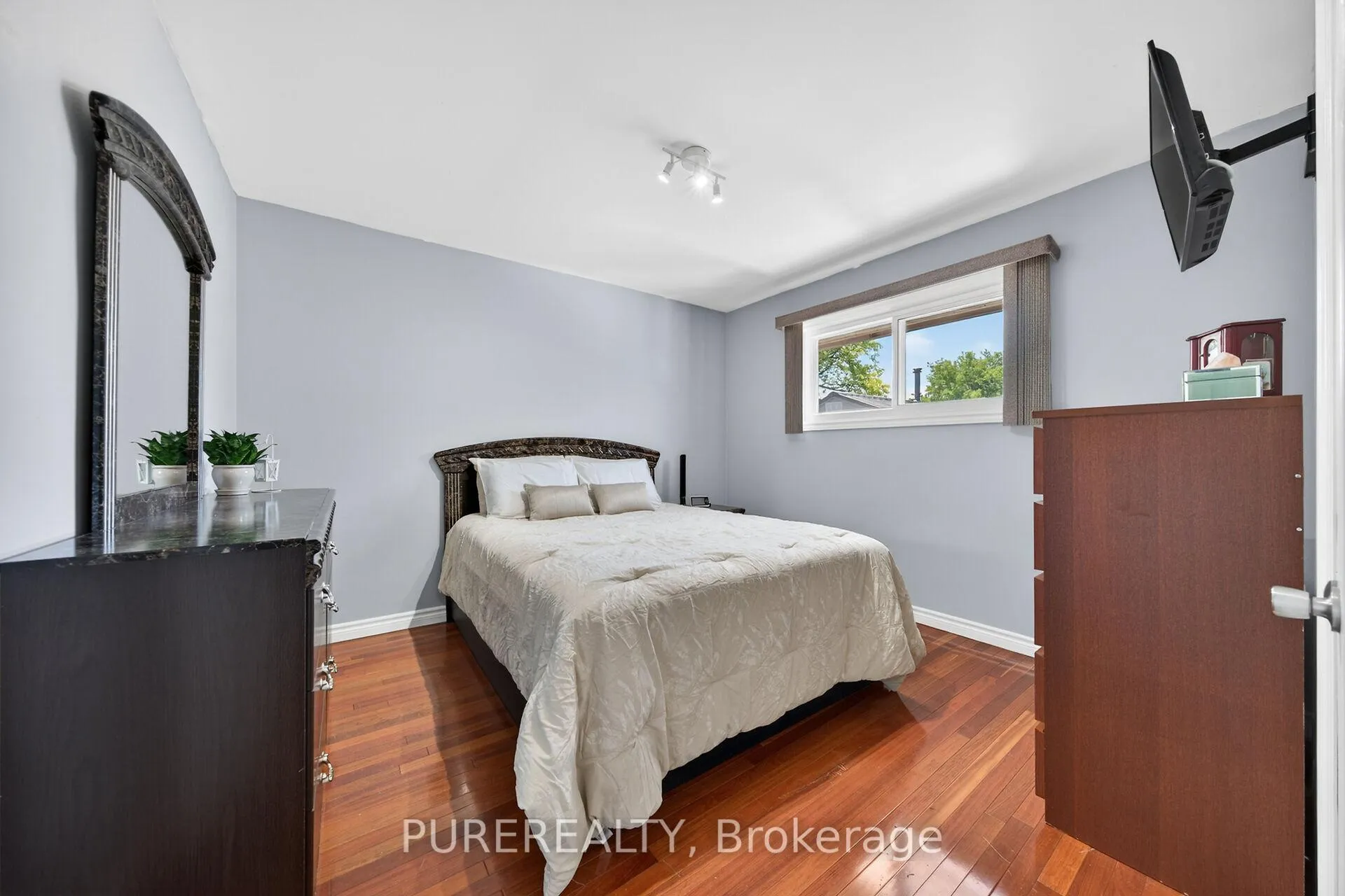 Photo 16 of 830 Garth Street, Hamilton, Westcliffe — HOMEH