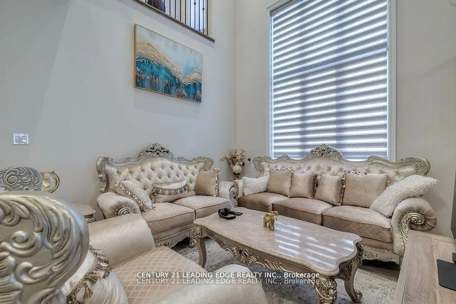 Photo 9 of 77 Terravista Crescent, Vaughan, Vellore Village — HOMEH