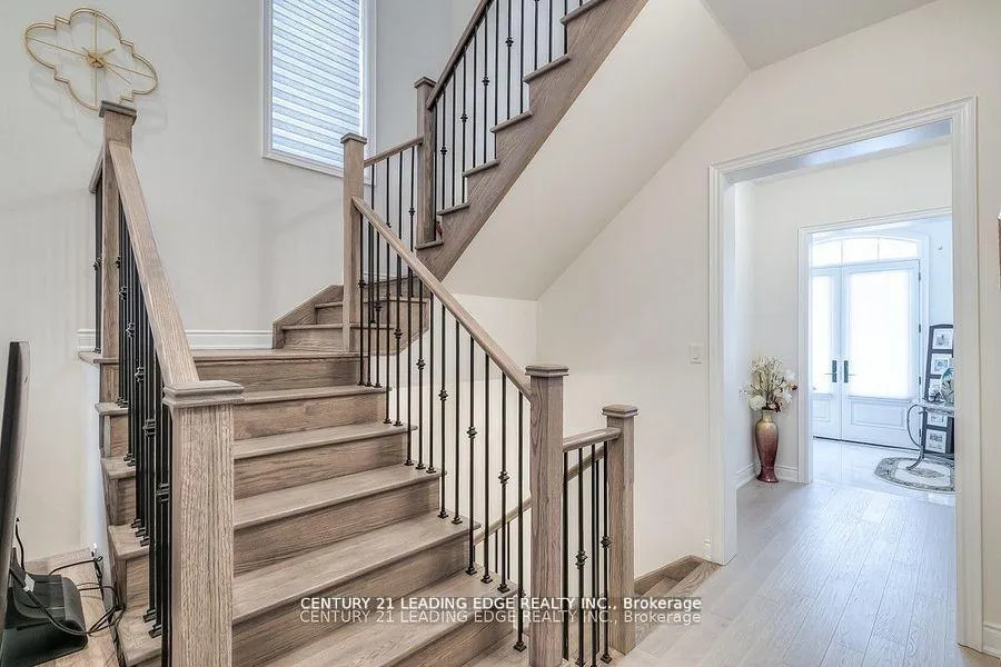 Photo 19 of 77 Terravista Crescent, Vaughan, Vellore Village — HOMEH