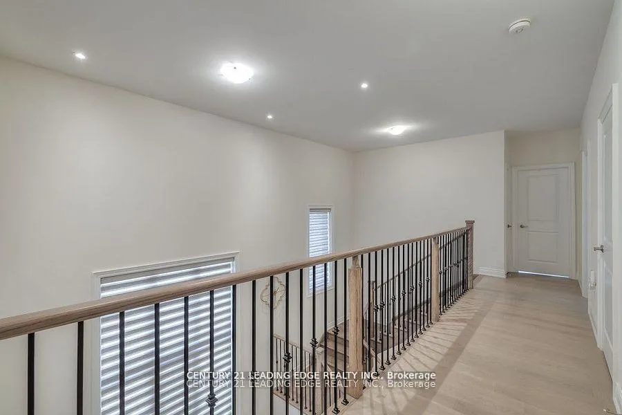 Photo 21 of 77 Terravista Crescent, Vaughan, Vellore Village — HOMEH