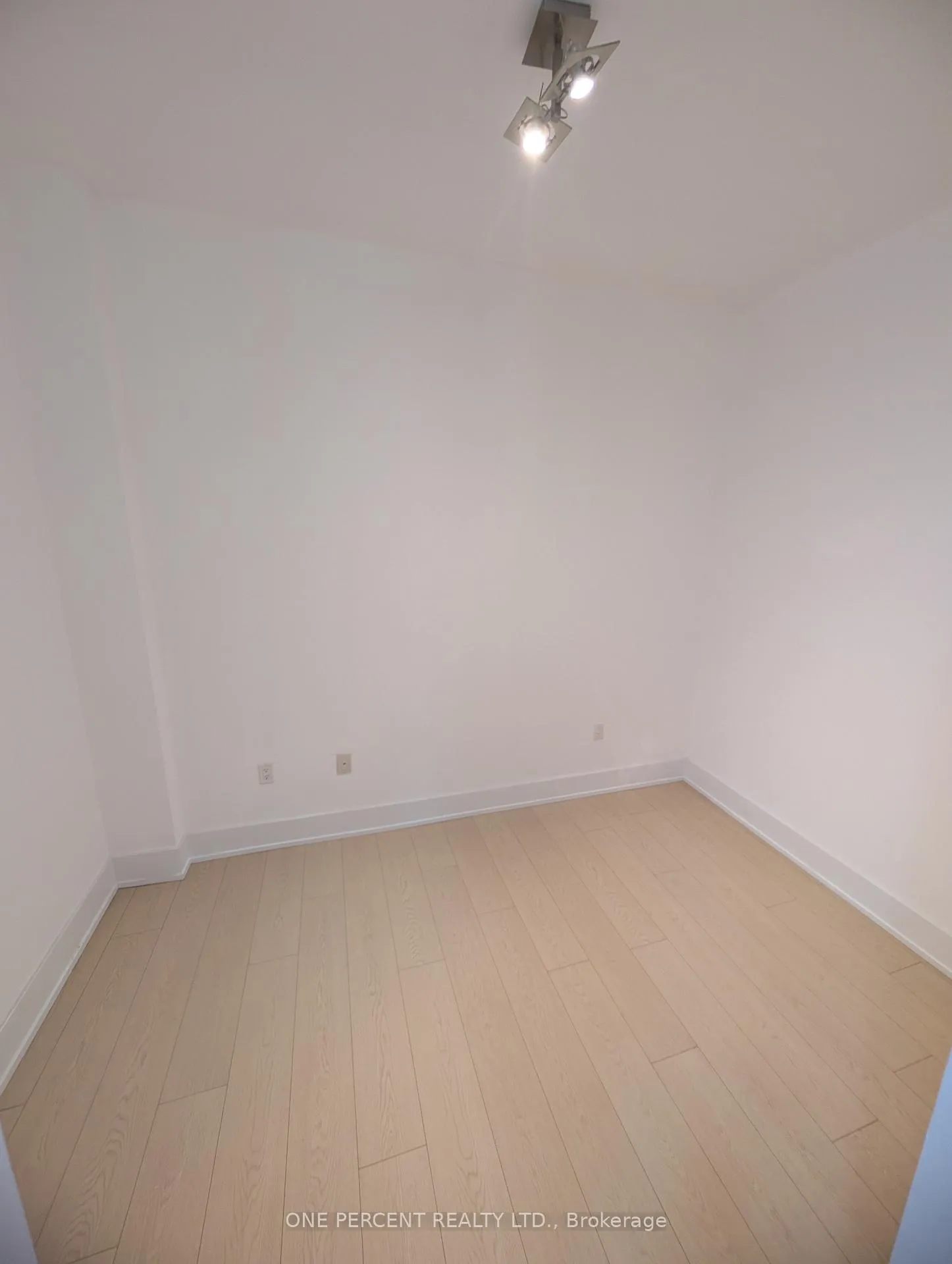 Photo 7 of Unit 131, 39 Queens Quay E, Toronto, Waterfront Communities — HOMEH