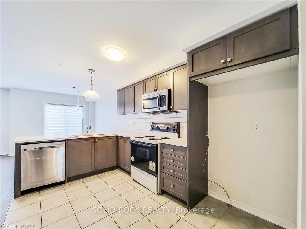 Photo 8 of 3 Cooke Avenue, Brantford, Echo Place — HOMEH