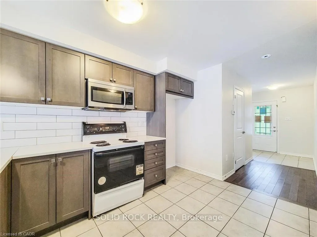 Photo 10 of 3 Cooke Avenue, Brantford, Echo Place — HOMEH