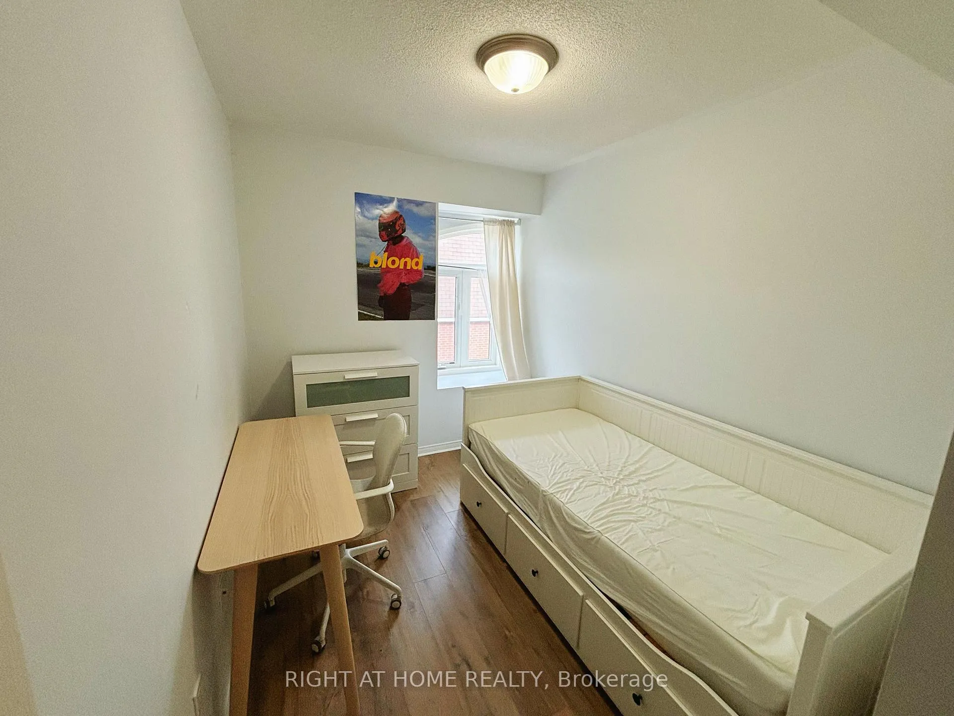 Photo 5 of Unit 351, 312 John Street, Markham, Aileen-Willowbrook — HOMEH