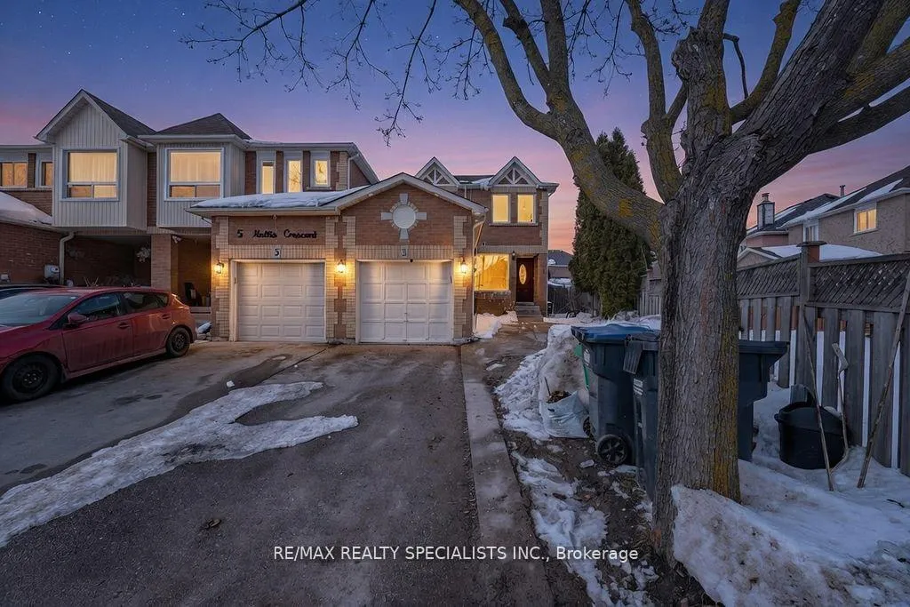 Photo 1 of 3 Mullis Crescent, Brampton, Fletcher's West — HOMEH